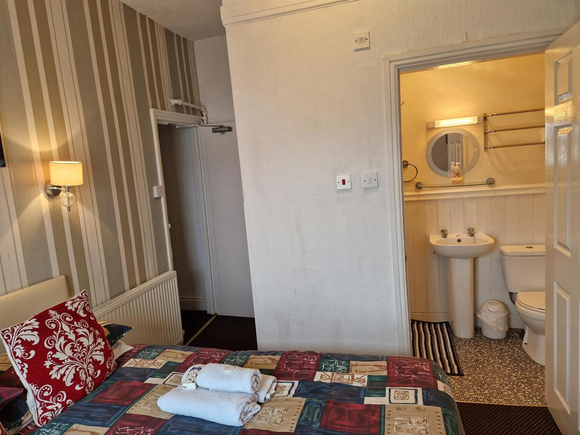 Hotel Stafford House Blackpool Esterno foto